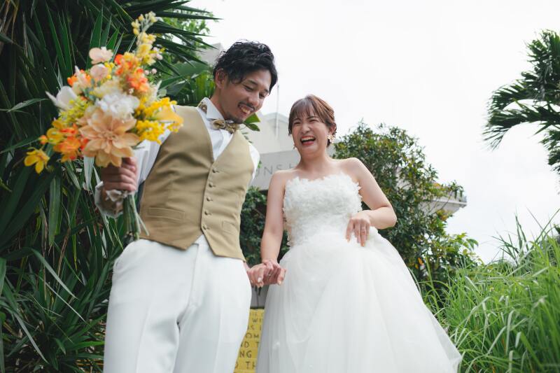 【235,180円】透明度の高い天然ビーチ＆自然光が差し込むハウススタジオ撮影♢ゆったりリラックスした撮影はコレ♬写真データ付き