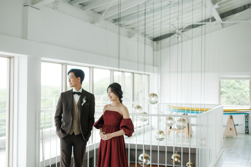 【二人だけのオリジナル】透明度の高いビーチ&自然光が差し込むハウススタジオ撮影♢ゆったりリラックスした撮影はコレ♬写真データ付き