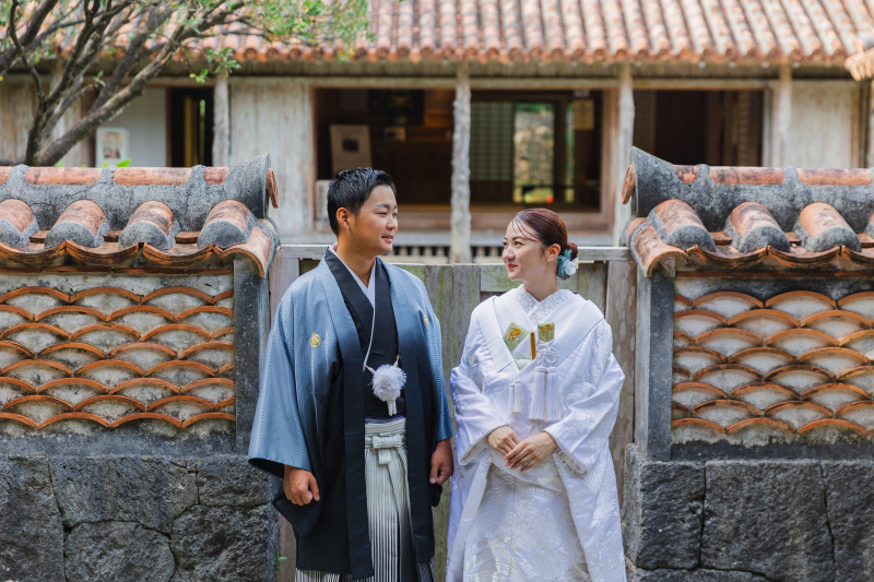 【沖縄らしい建物と!】沖縄を満喫!郷土村+北部ビーチフォト