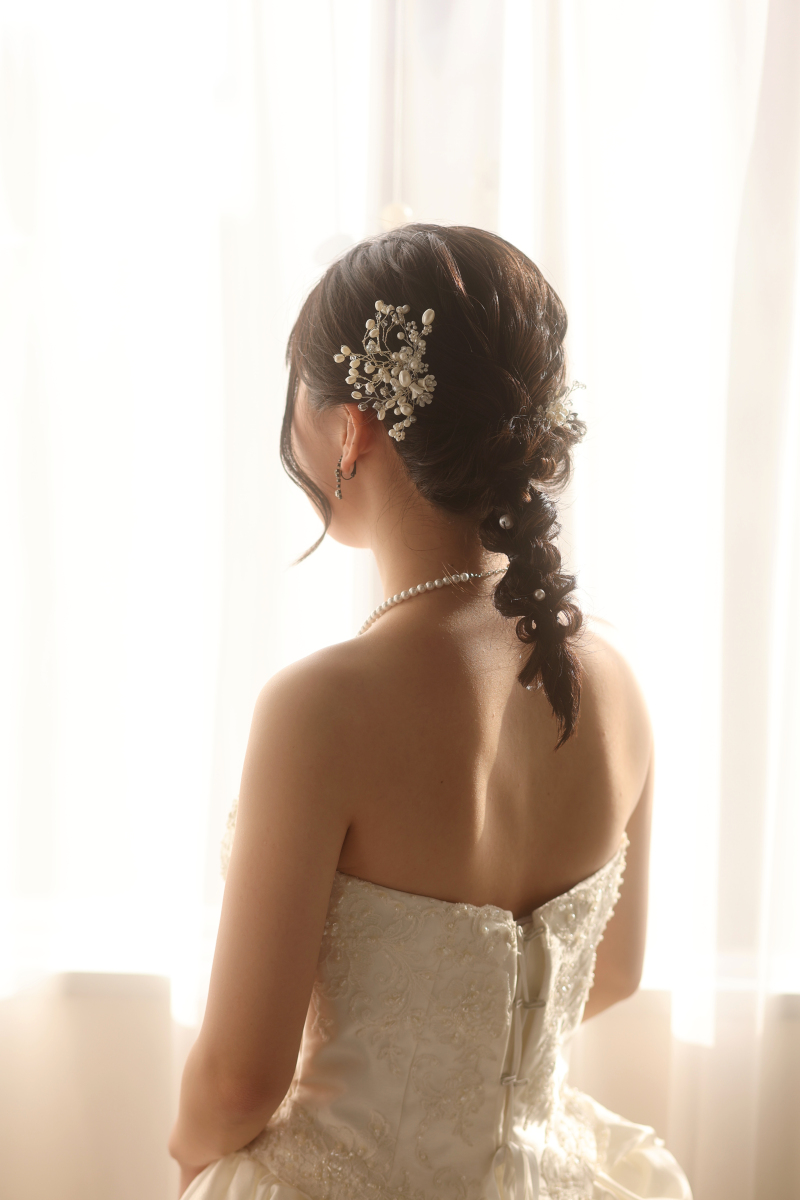 新婦さまの後ろ姿
