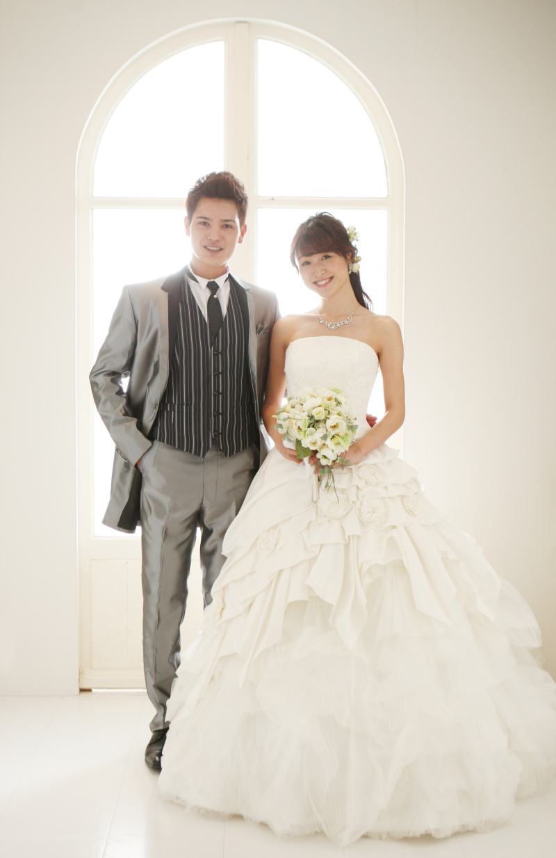 洋装スタジオ撮影　「お手軽・データ５カット」　【通年】（通常プラン）