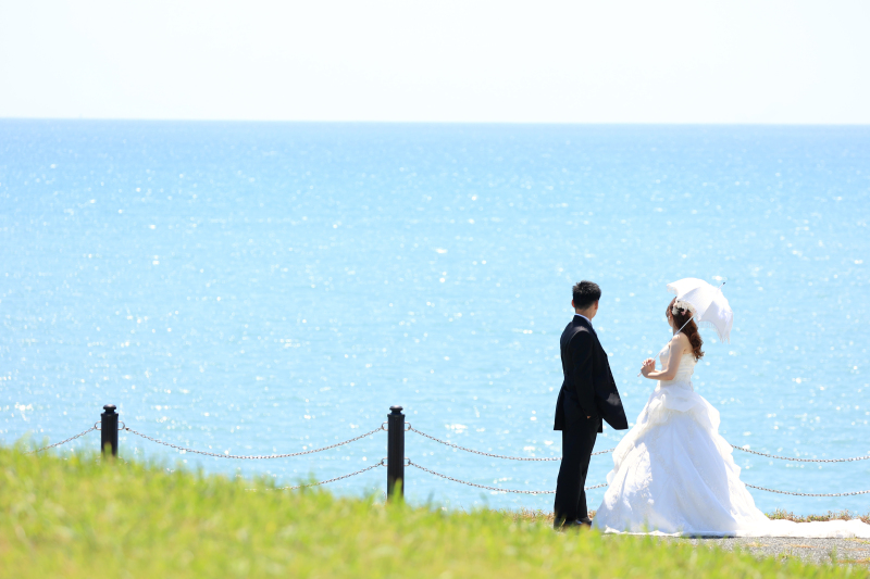 【洋装和装どちらかの衣裳でロケ撮影・どちらかの衣裳でスタジオ撮影】平日25％オフ 土日祝10％オフ ※3月末までに撮影の方限定