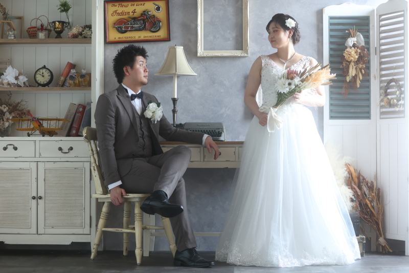 【洋装スタジオ撮影】特典付 通常137.500円→平日43%OFF 78,300 円・土日祝20%OFF※11月末までに撮影の方