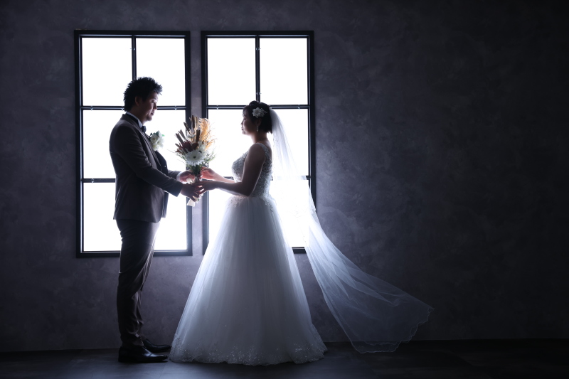 【洋装スタジオ撮影】特典付 通常137.500円→平日43%OFF 78,300 円・土日祝20%OFF※11月末までに撮影の方