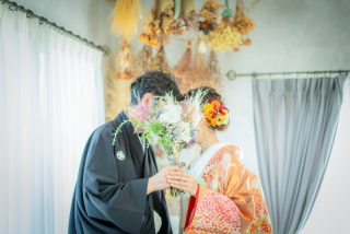 和装のスタジオ