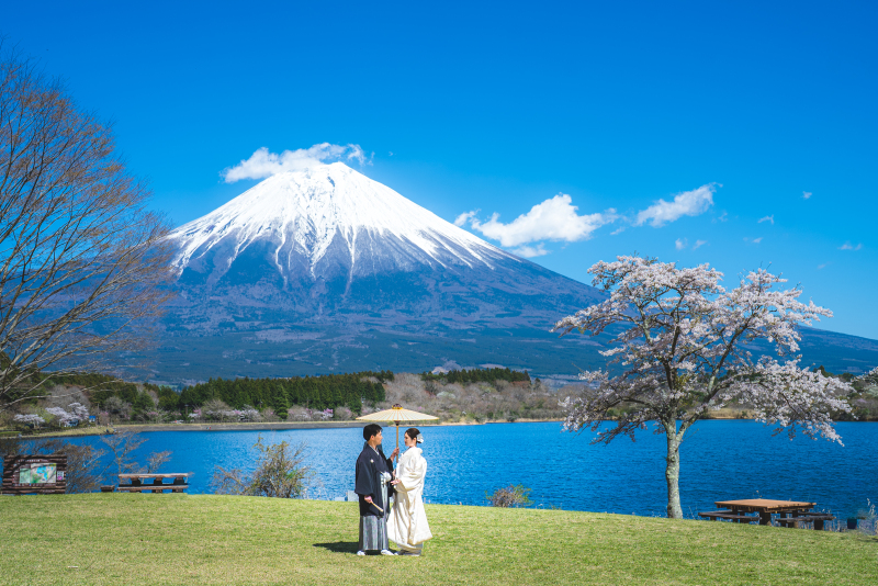 10月~12月【秋の富士山ロケ 静岡フォトウエディング】和or洋 ロケ・富士山エリア山中湖近辺エリア1ヶ所 コースor 富士方面