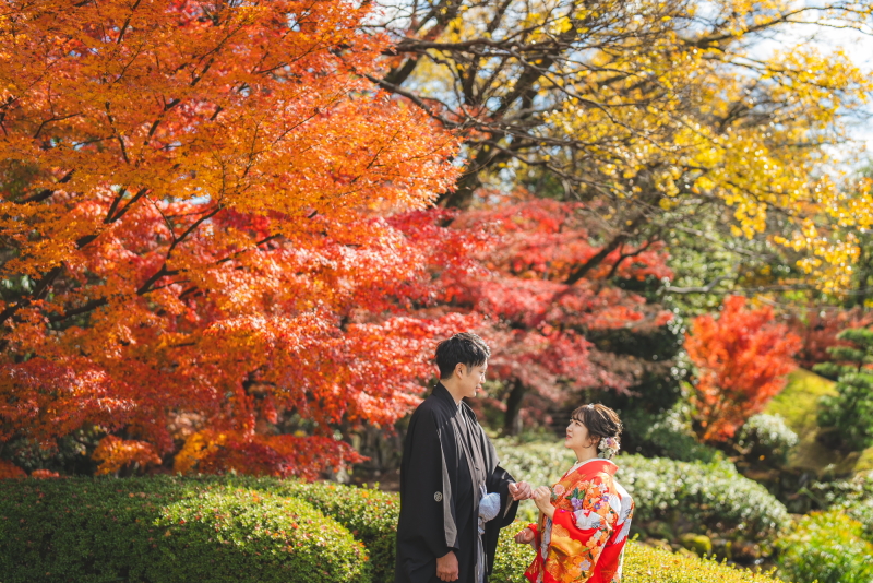 【紅葉】平日の場合【¥178200→¥156200】11月下旬・12月 衣裳1点とロケ地2ヶ所【日本庭園とお茶室のセット】