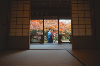 【紅葉】平日の場合【￥178200→￥156200】11月下旬・12月 衣裳1点とロケ地２ヶ所【日本庭園とお茶室のセット】