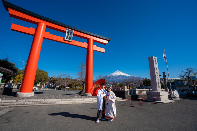 10月~12月【エリア富士山をバックに 神社撮影】和装ロケーション撮影