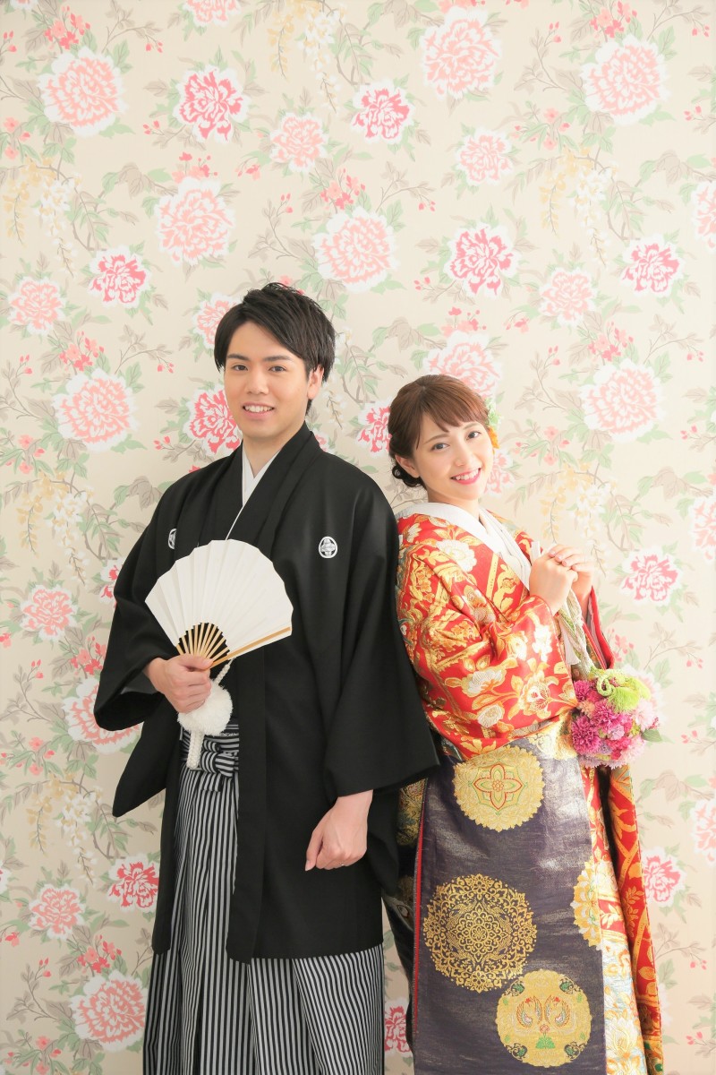 背中をあわせて、ハイポーズ！