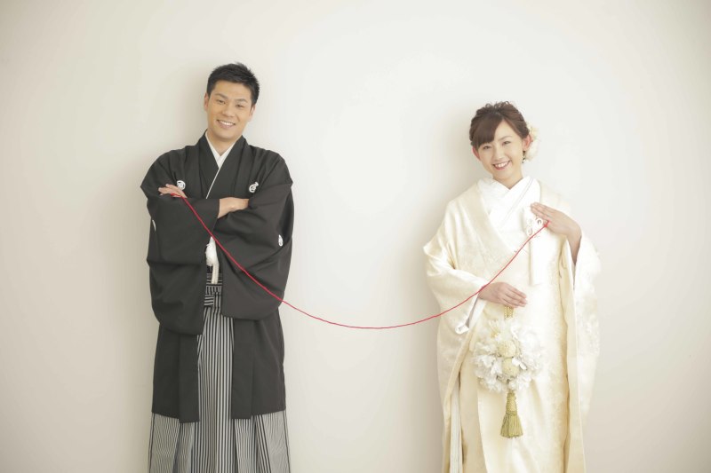 赤い糸を使って