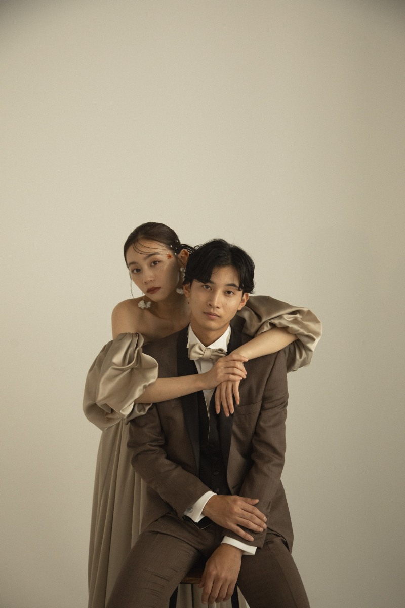 ダークトーンでクールに