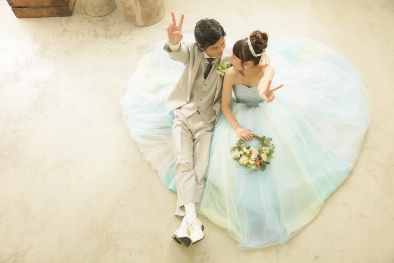 カラードレスでハートを・・