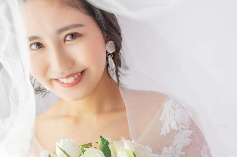 ベールの中から