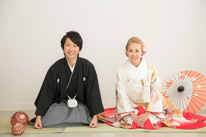 カジュアルな正座スタイル