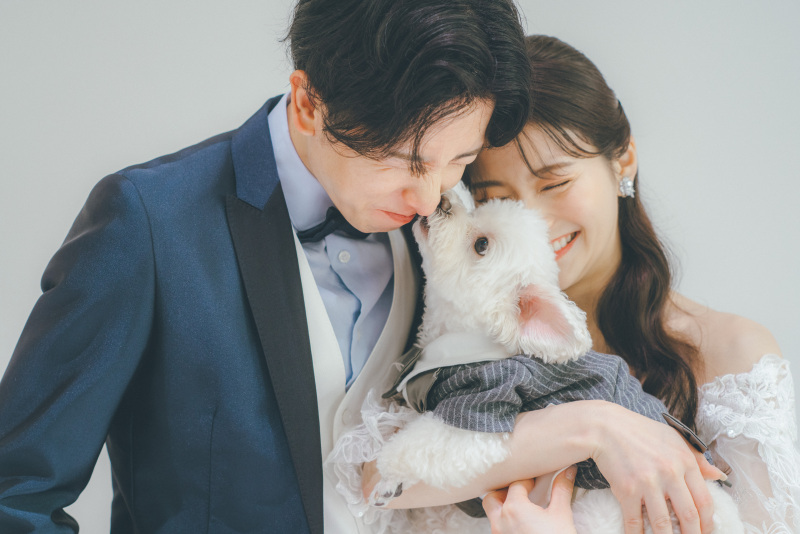 ワタベウェディング表参道フラッグシップフォトスタジオ_ペットと一緒に撮影できる