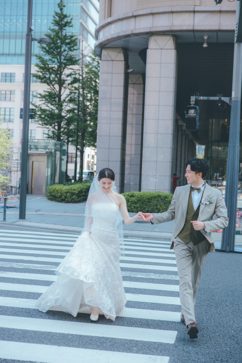 ワタベウェディング表参道フラッグシップフォトスタジオ_ウエディングドレスが豊富