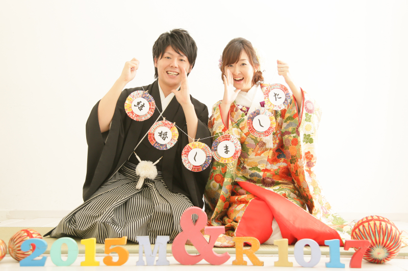 イニシャルや日付も入れられる！