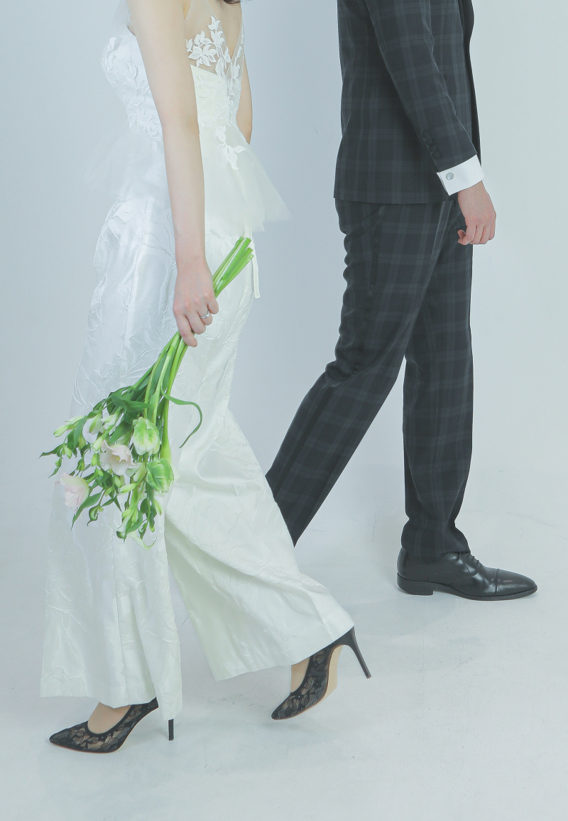 ワタベウェディング表参道フラッグシップフォトスタジオ_ウエディングドレスが豊富