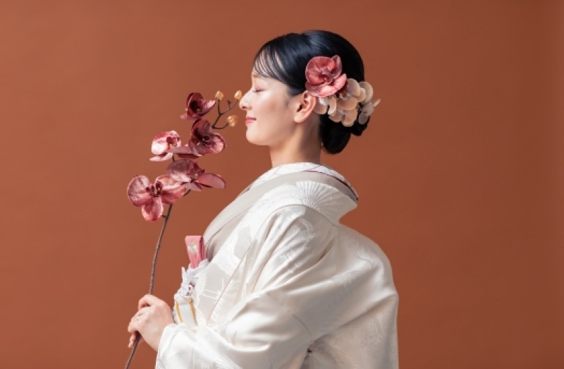 リーズナブルに叶う【和装&洋装の計3着】スタジオフォト 基本プラン