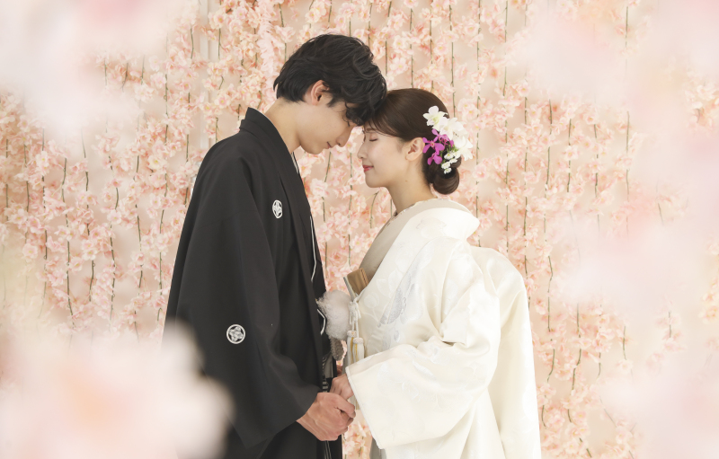 【和装&洋装の計3着】スタジオフォト 全データに加えて『アルバム付き』プラン