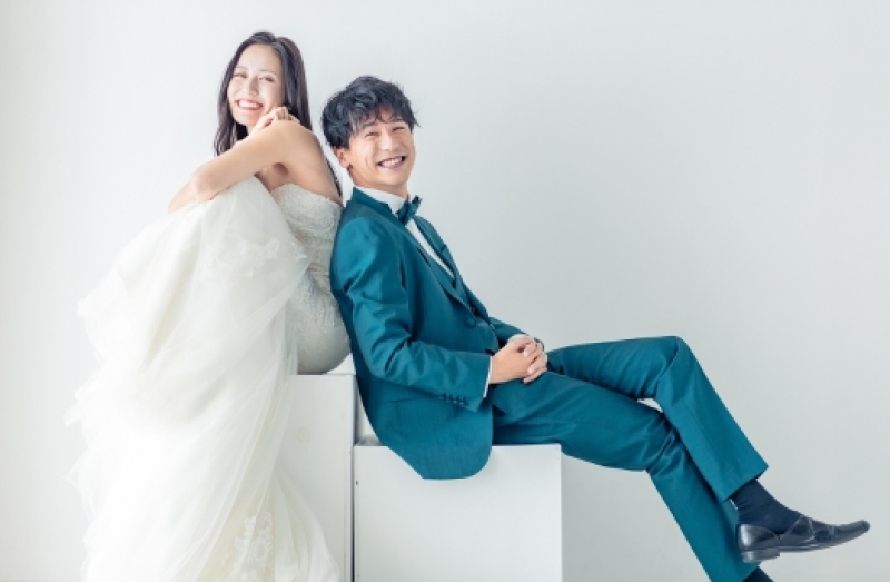 リーズナブルに叶う【洋装2着付き】スタジオフォト 基本プラン