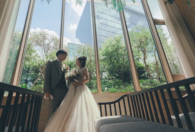 【チャペルフォト】洋装1着チャペル・表参道(ホールガーデン) フォトプラン《全データ付・チャペル使用料金コミ!》