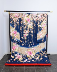 花束枝垂れ桜文様（2014）