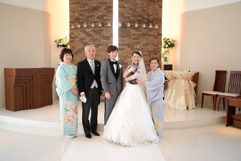 提携式場にてご家族と一緒に撮影