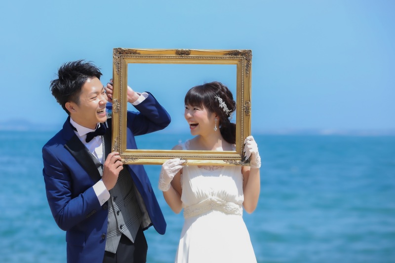 撮影小物も充実!2人らしさを出して