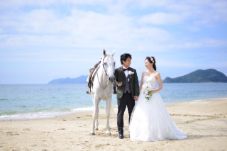 白馬と一緒に！