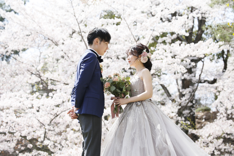 ResWedding(リズウエディング)_ウエディングドレスが豊富