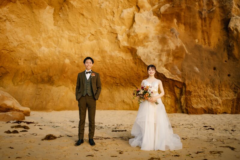 奈多海岸の特徴的な崖で