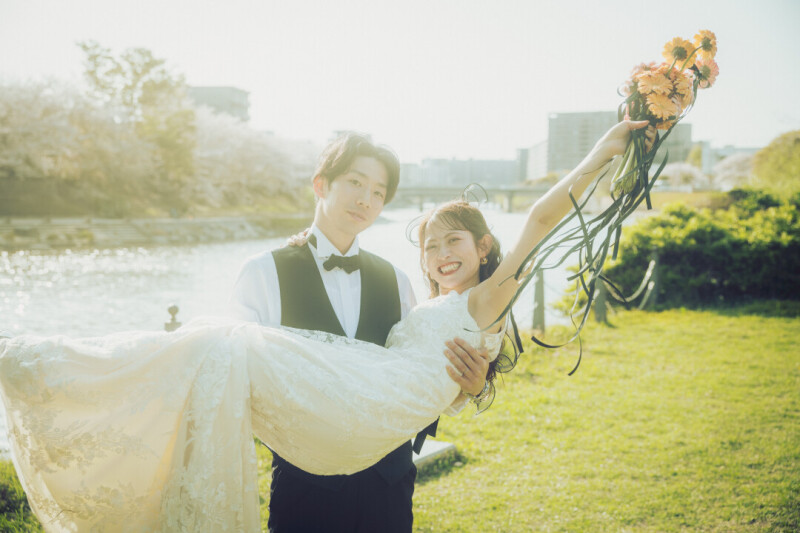 【150日前早割】和装＋洋装ロケーション撮影プラン（雨天延期も￥0／衣装選び放題／データ200カット）