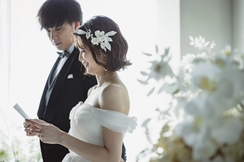 【家族撮影+家族用アルバムプレゼント】洋装or和装スタジオファミリー撮影プラン(衣装ランクアップ料金無料/データ100カット)