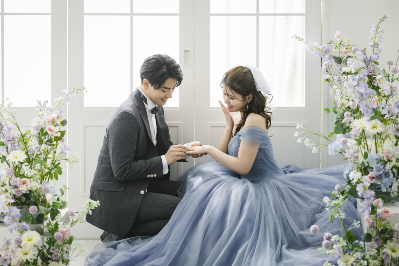 【12月28日までのお申込限定！3万円割引】 洋装1着スタジオ撮影プラン（衣装ランクアップ料金全て無料／データ100カット）