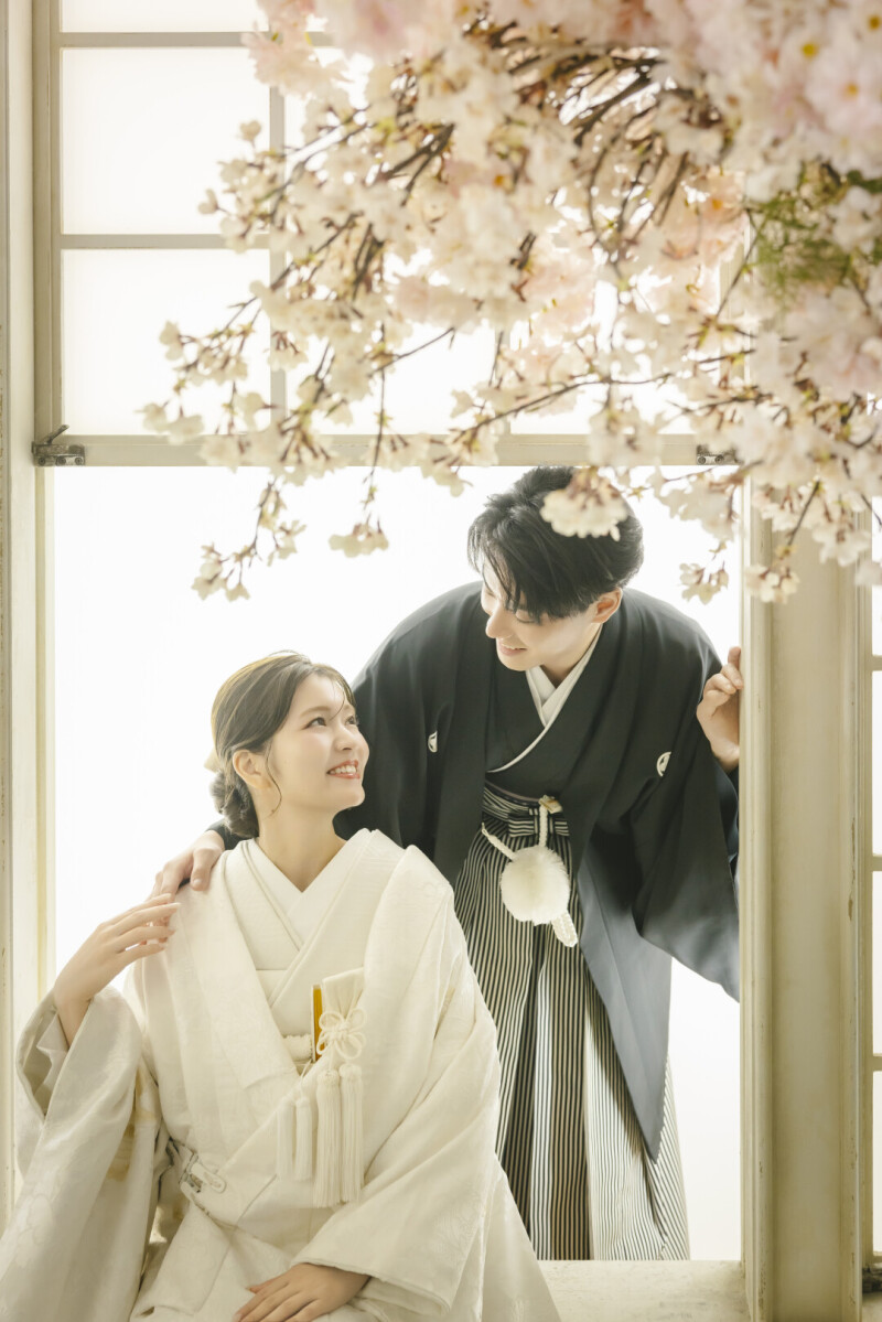 【150日前早割】洋装+和装ロケーション＆スタジオ撮影プラン（雨天延期も￥0／衣装選び放題／データ200カット）