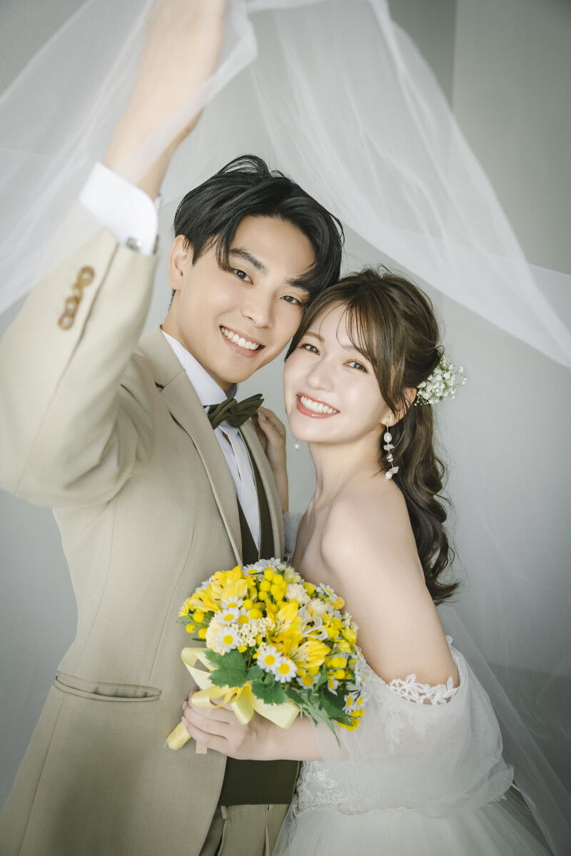 【11月30日までのお申込限定!3万円割引】 洋装1着スタジオ撮影プラン(衣装ランクアップ料金全て無料/データ100カット)