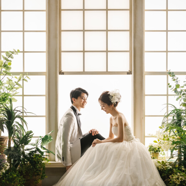 【10月31日までのお申込で5万円OFF】 和装＋洋装スタジオ撮影プラン（データ200カット）