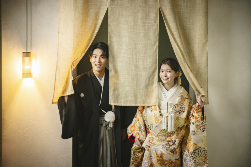 【年内撮影限定!3万円割引】 和装+洋装スタジオ撮影プラン(衣装ランクアップ料金全て無料/データ200カット)