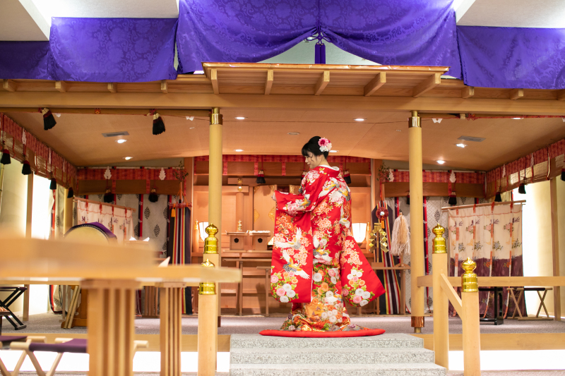 出雲大社のご分祠と色鮮やかなお打掛