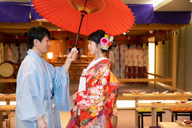 和装にお色直し