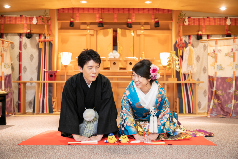 2人でなかよくお辞儀ポーズ