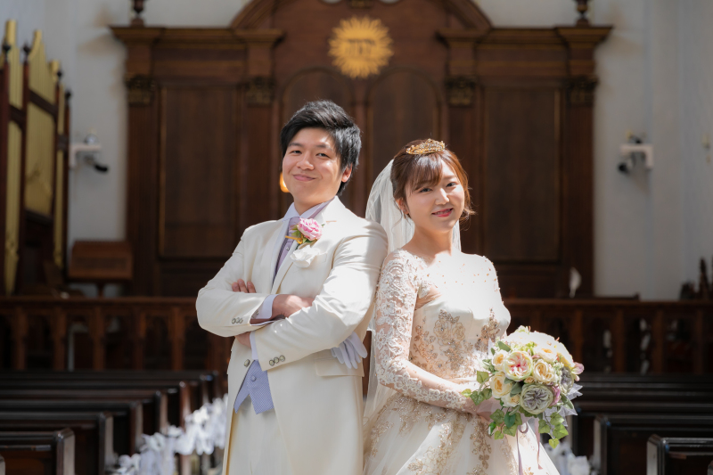 まずはチャペルで王道フォト☆