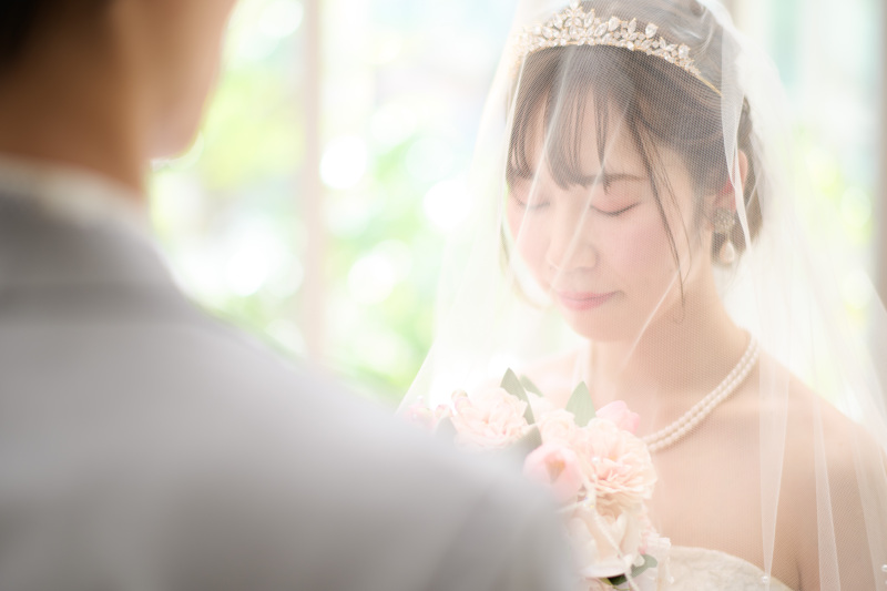 まずは神聖なベールシーン♡