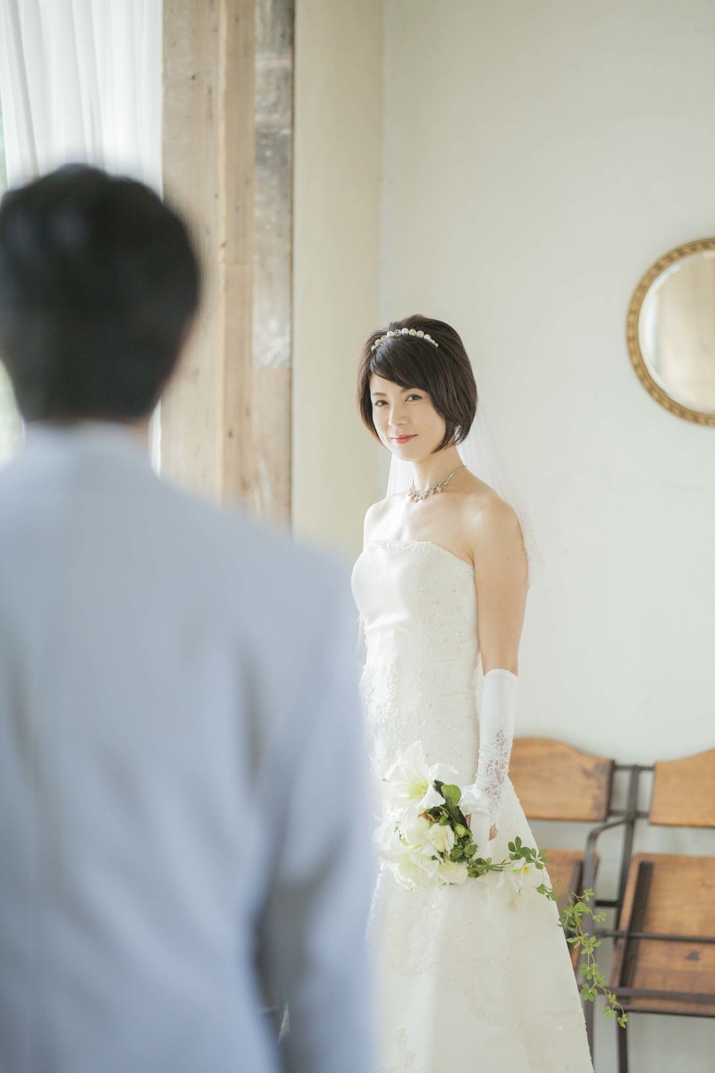 Aラインのドレスに衣装チェンジ
