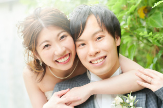 スタジオもお庭も二人占め！？思い出を詰め込んだお二人だけのフォトウェディング♡