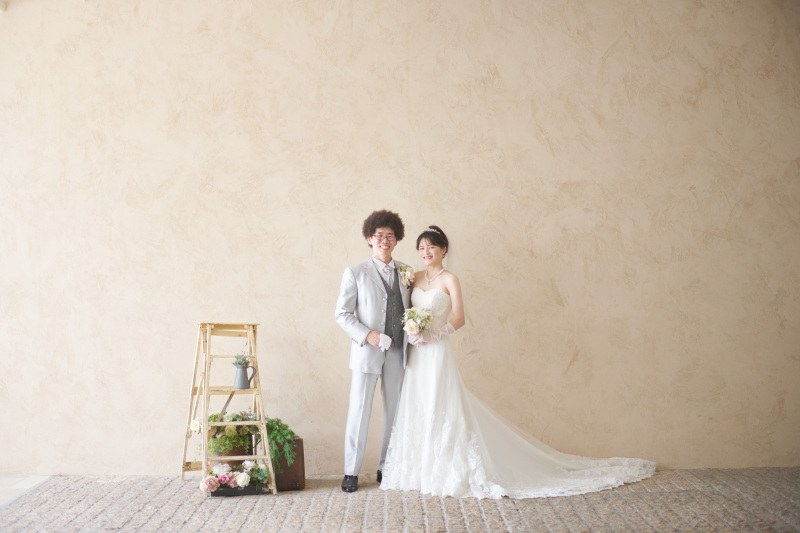 感動的なシーンの後はお二人並んでの記念撮影♡