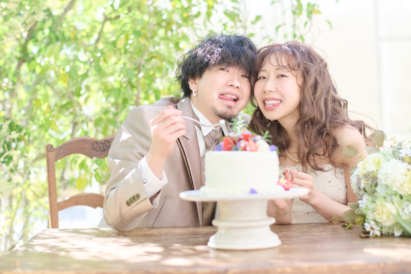 オリジナルケーキでファーストバイト^^