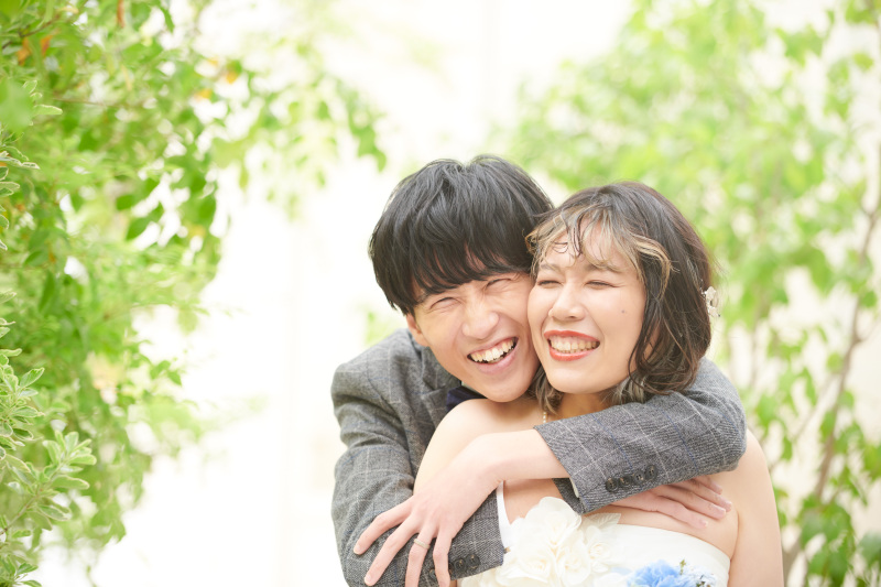 お庭では最後にバックハグ♪